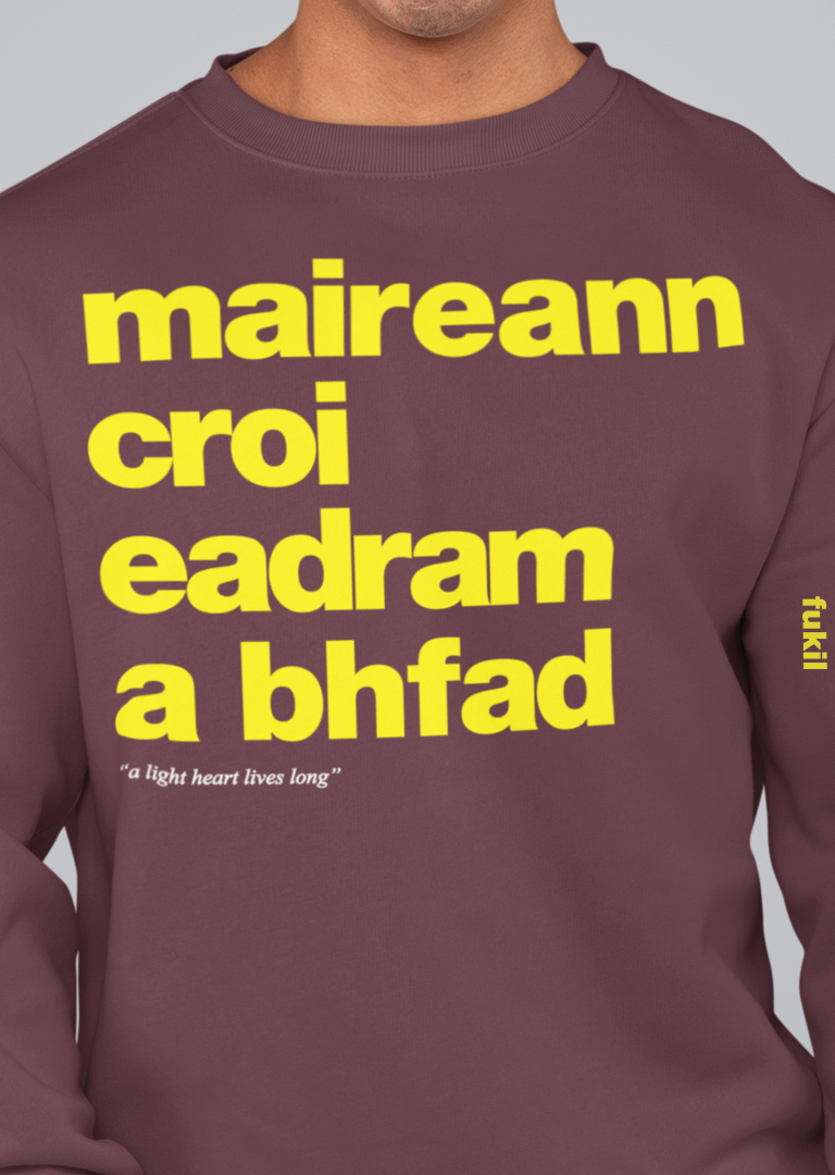 fukil maireann croí sweatshirt