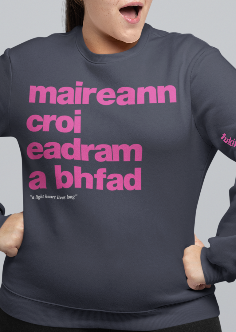 fukil maireann croí sweatshirt