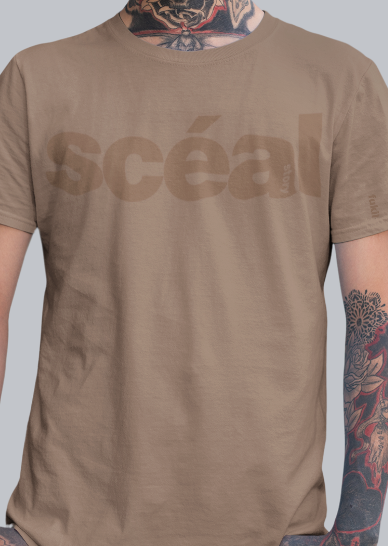 fukil scéal t-shirt