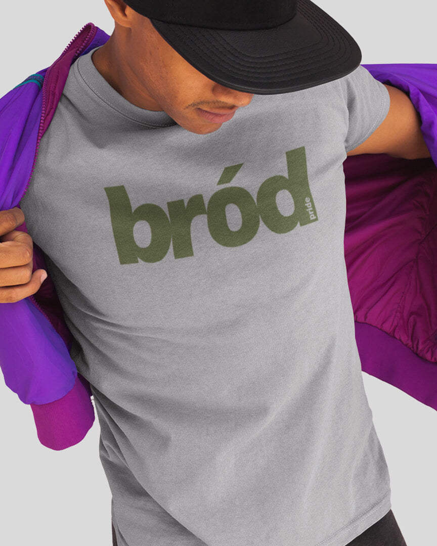 fukil bród t-shirt