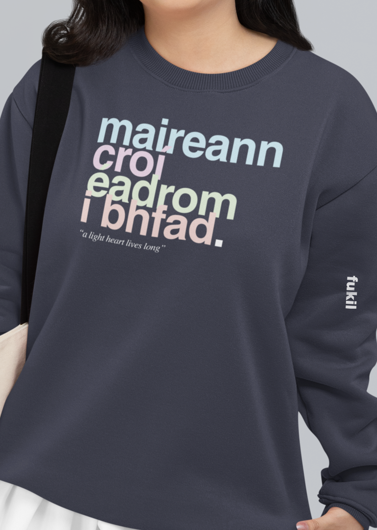 fukil neapolitan maireann croí sweatshirt