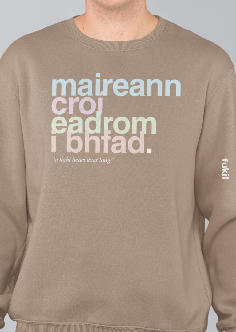 fukil neapolitan maireann croí sweatshirt