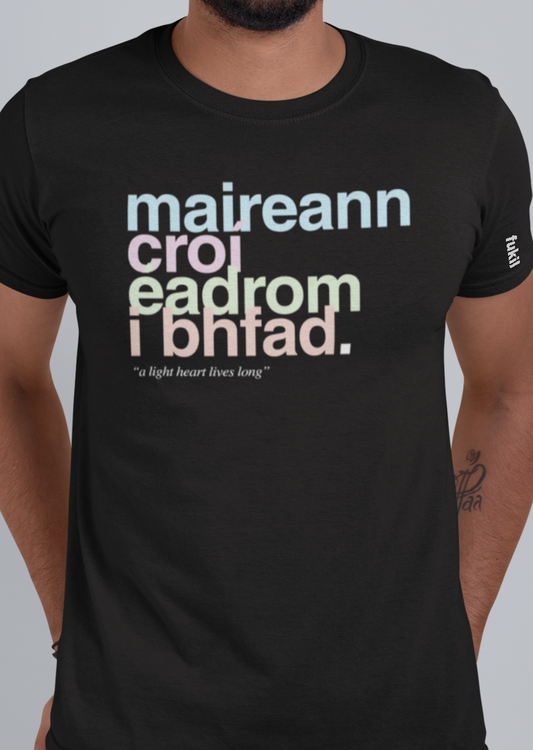 fukil neapolitan maireann croí t-shirt