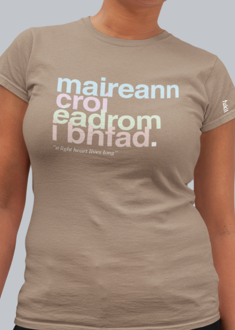 fukil neapolitan maireann croí t-shirt