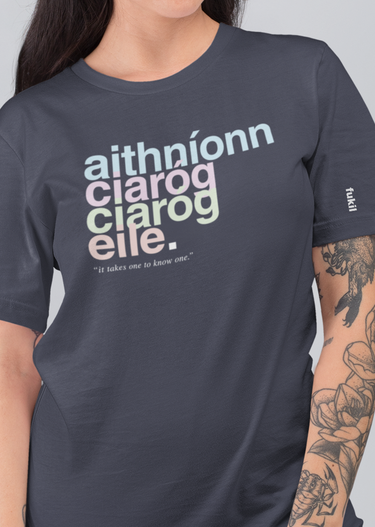 fukil neapolitan aithníonn ciaróg tee