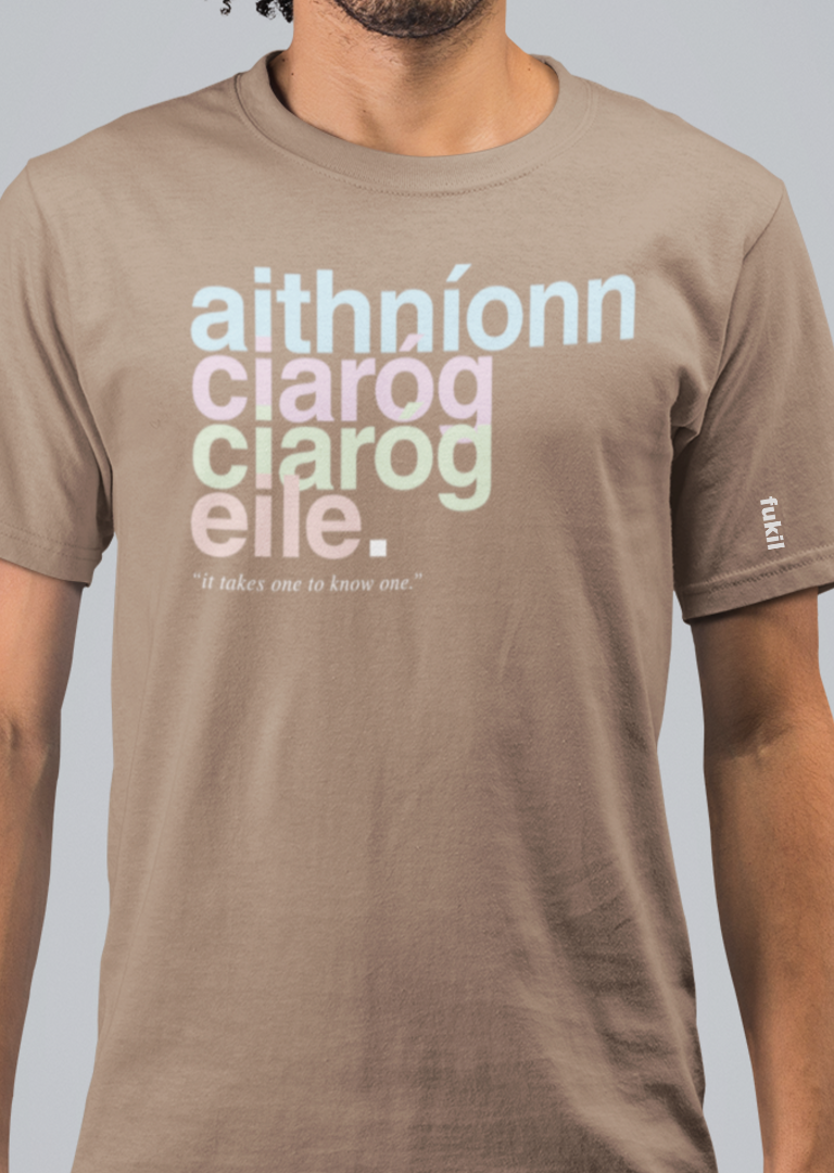 fukil neapolitan aithníonn ciaróg tee