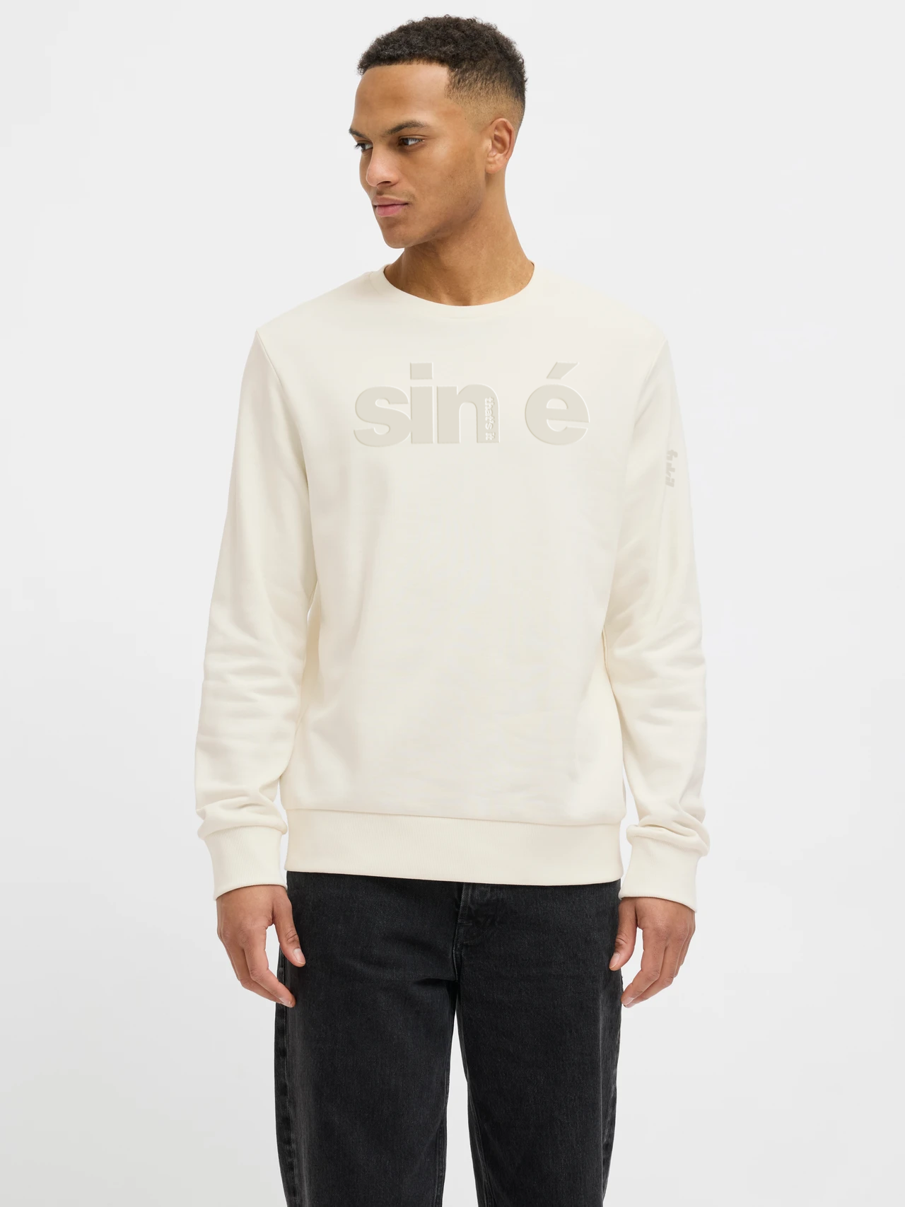 fukil sin é sweatshirt