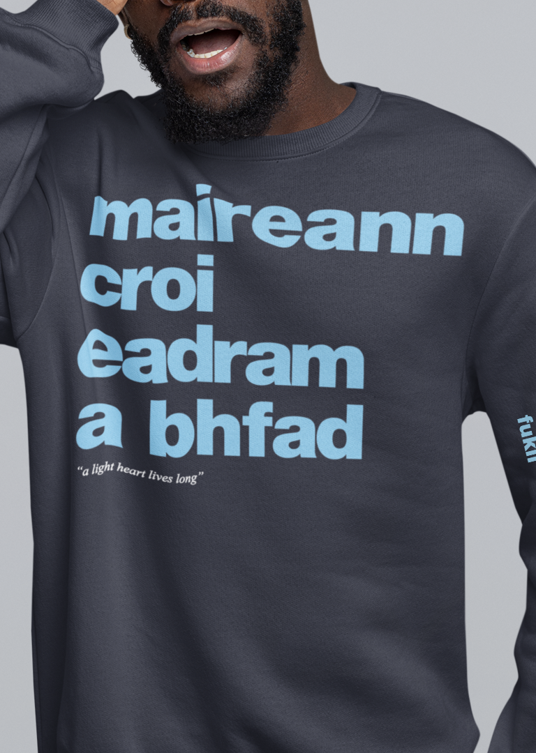 fukil maireann croí sweatshirt