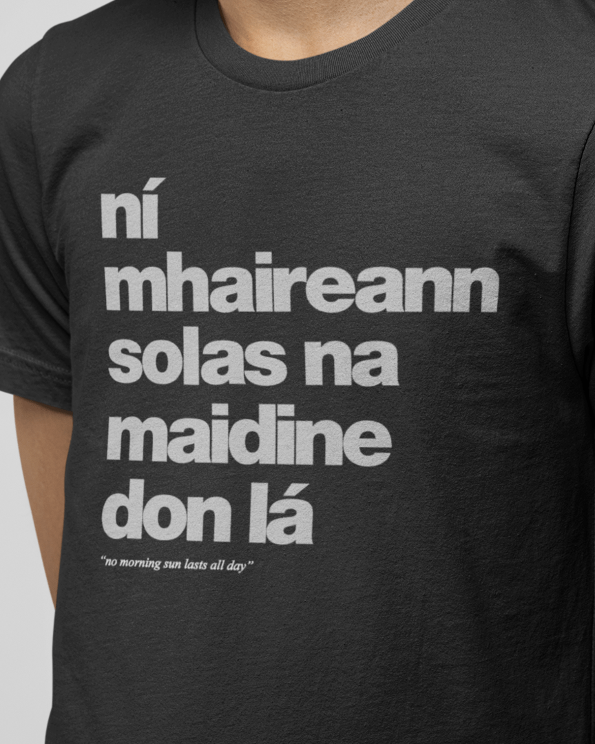 fukil ní mhaireann tee