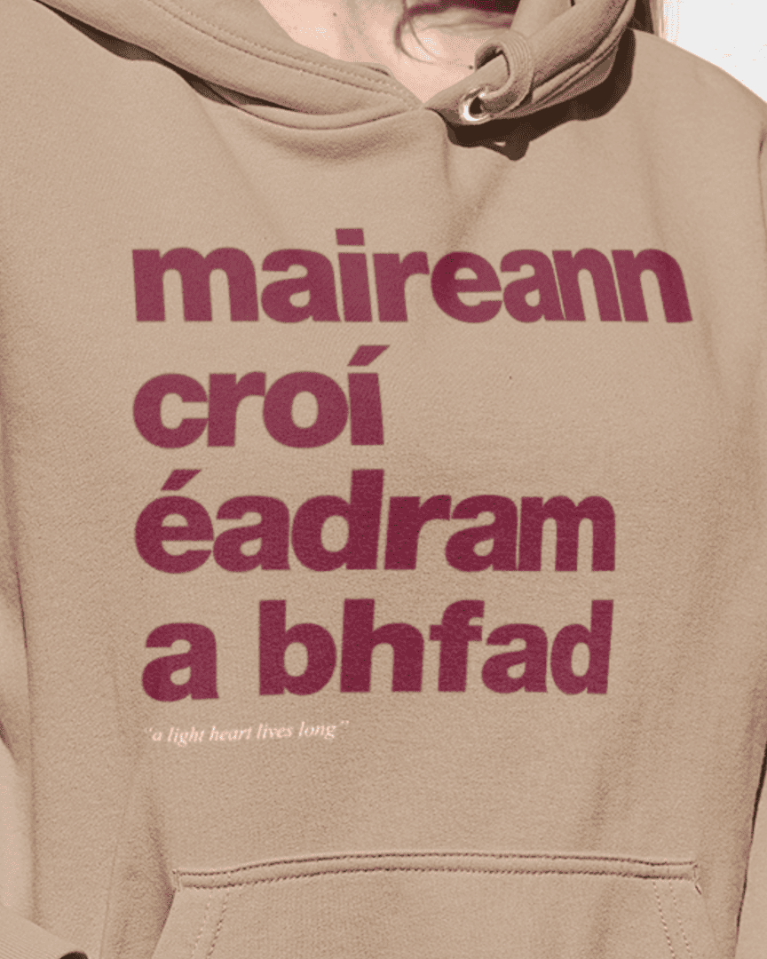 fukil maireann croí hoodie