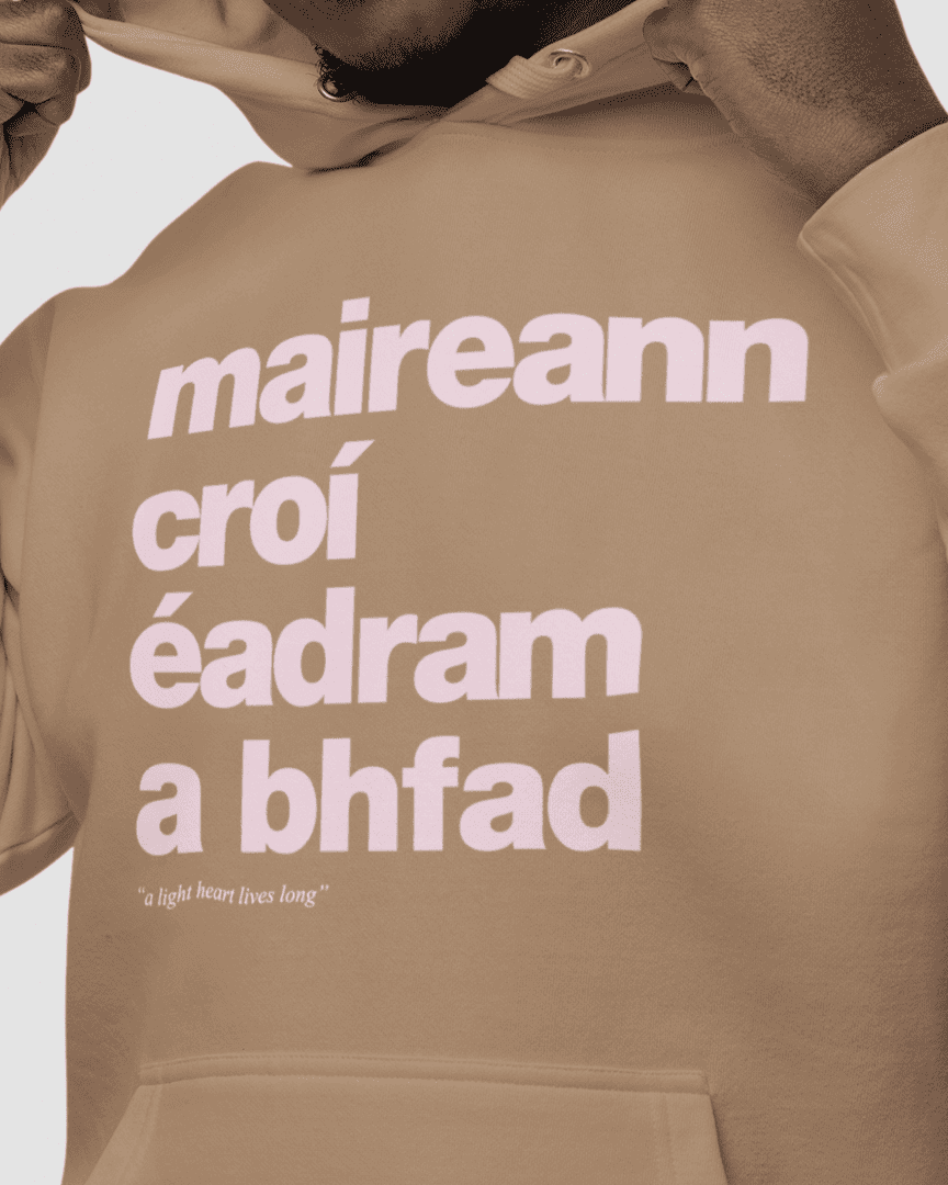 fukil maireann croí hoodie