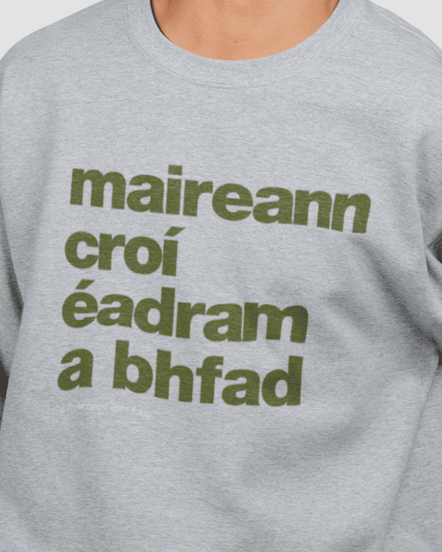 fukil maireann croí sweatshirt