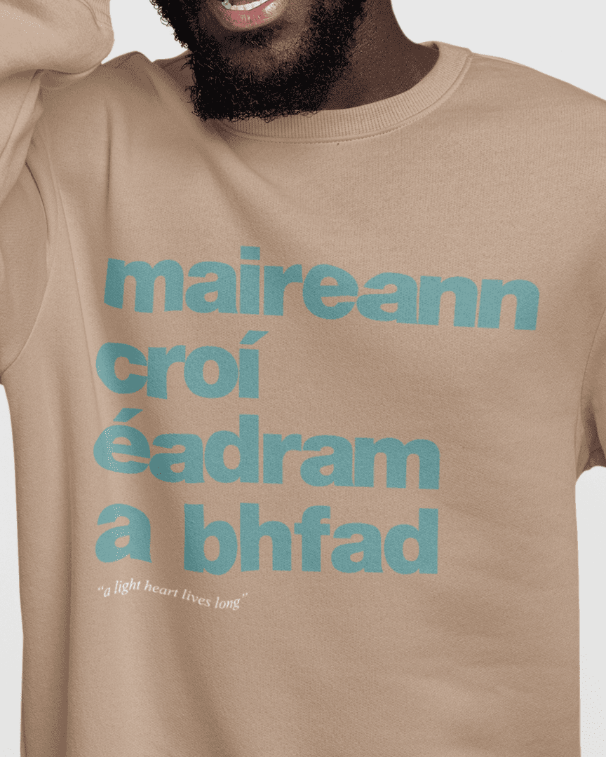 fukil maireann croí sweatshirt