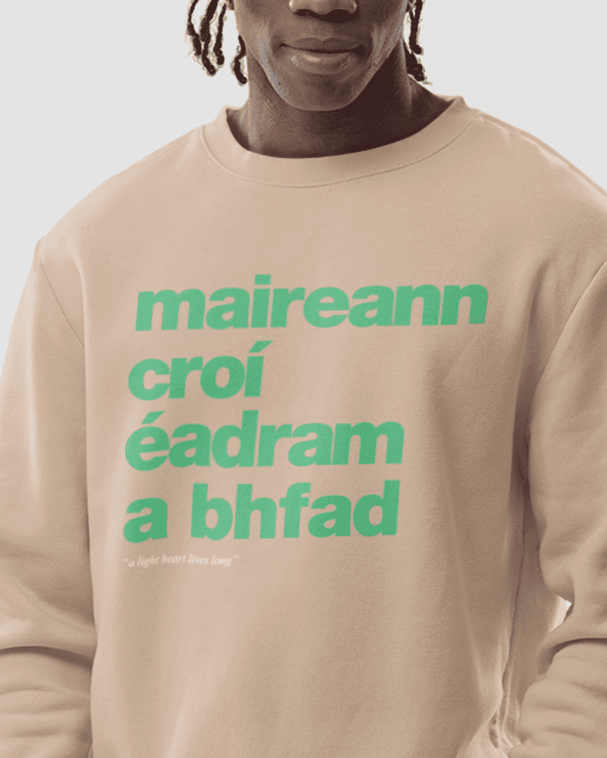 fukil maireann croí sweatshirt