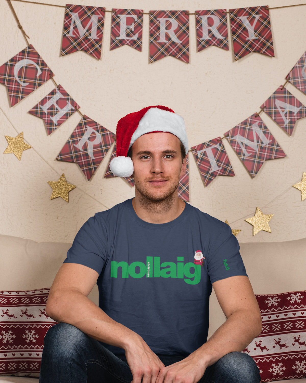 fukil nollaig claus t-shirt