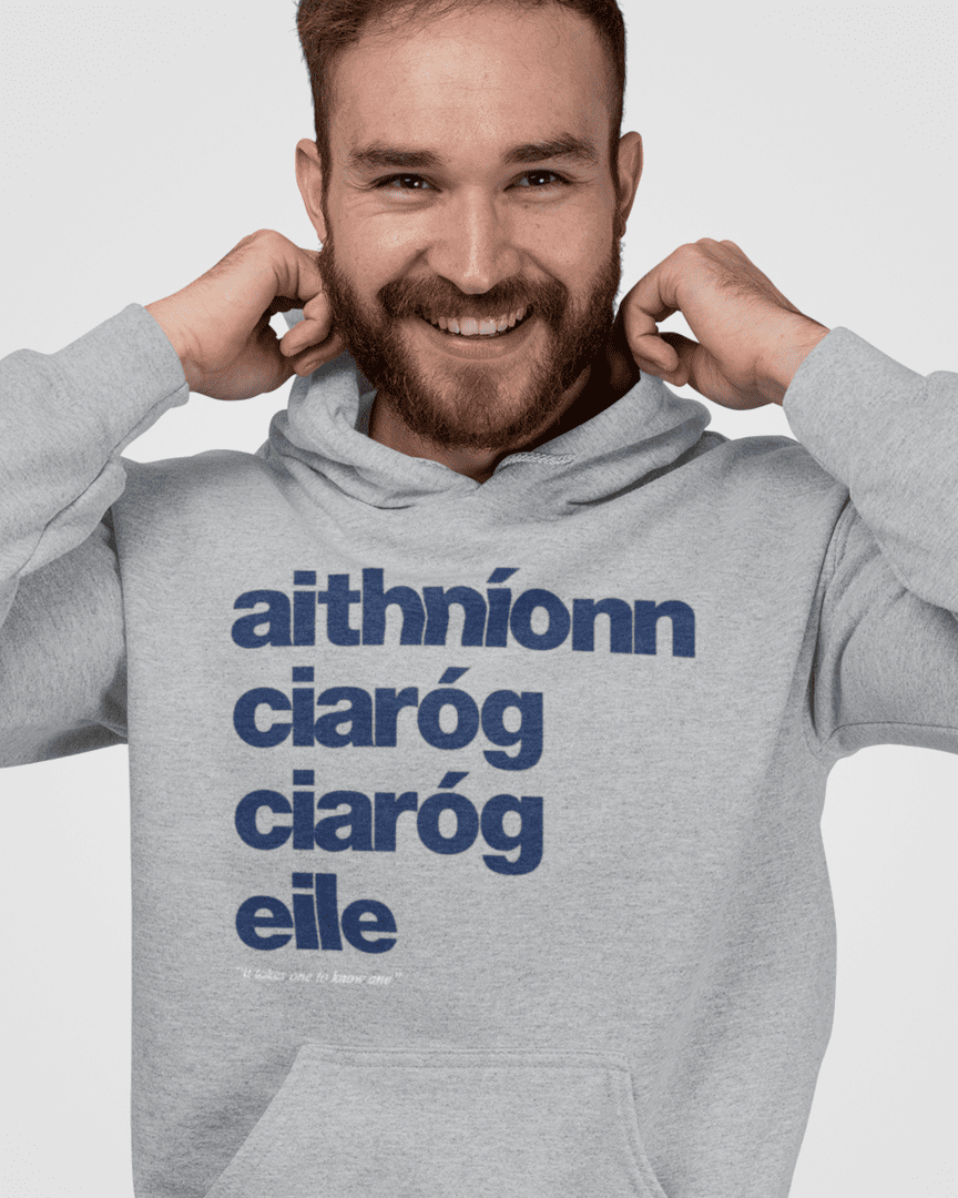 fukil aithníonn ciaróg hoodie